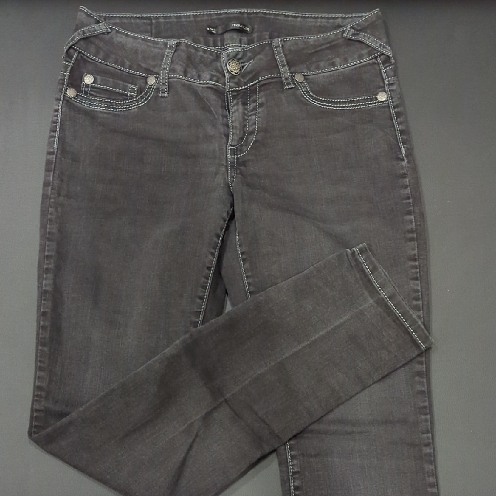 Maurices Gray Skinny Jeans with Stretch